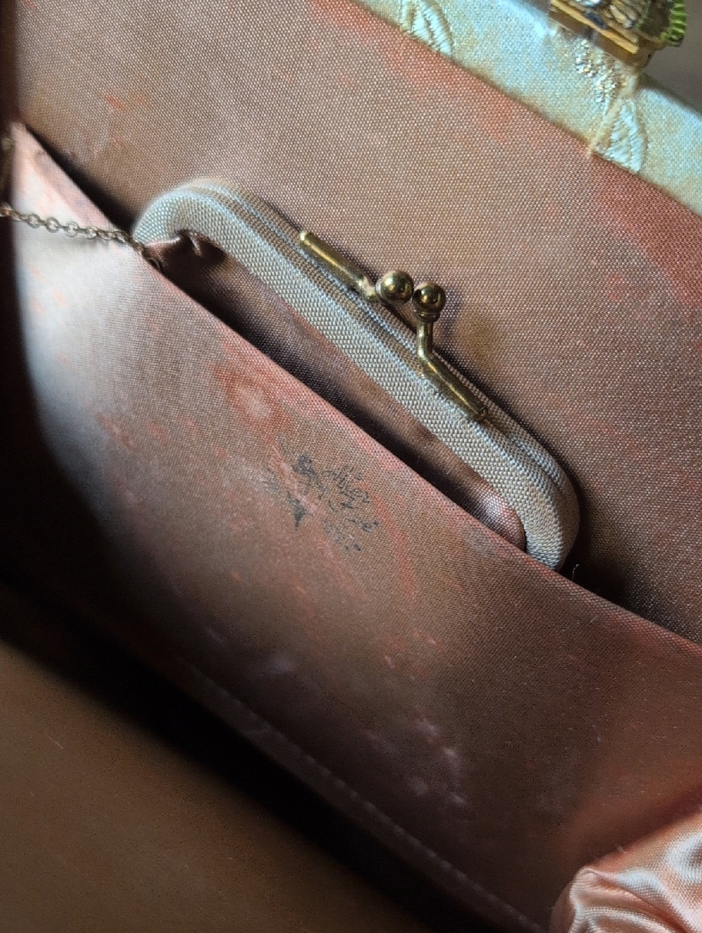 Elegant Embroidered Gold Satin Evening Clutch with Gold Chain & Coin Purse - Picture 12 of 14